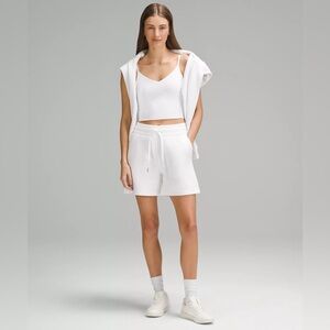 NWT • Lululemon Scuba Shorts • Women’s • Size 6 •